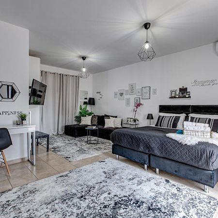 Milo Luxury House -Free Airport Pick Up-10Min Drive Villa Markópulo Kültér fotó